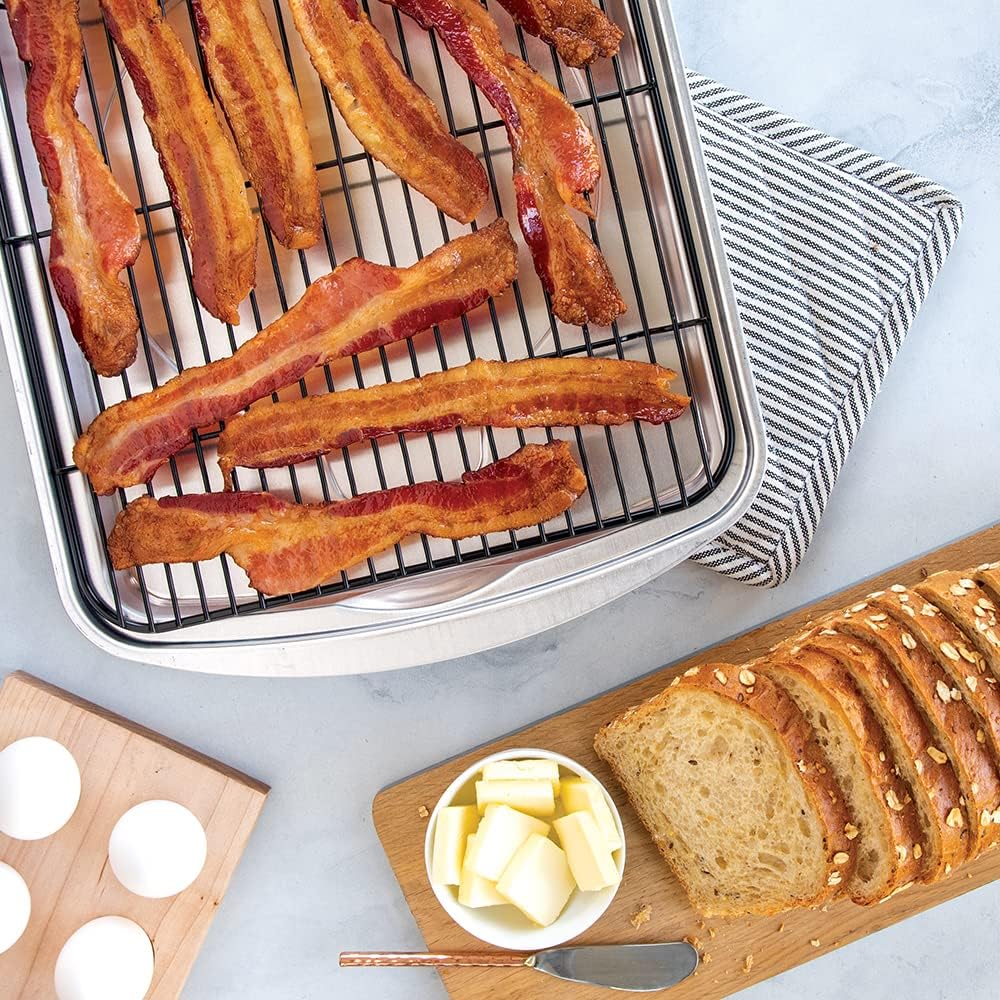 Oven Crisp Baking Tray, 17.10 x 12.40 x 1.40 inches, Natural N49833