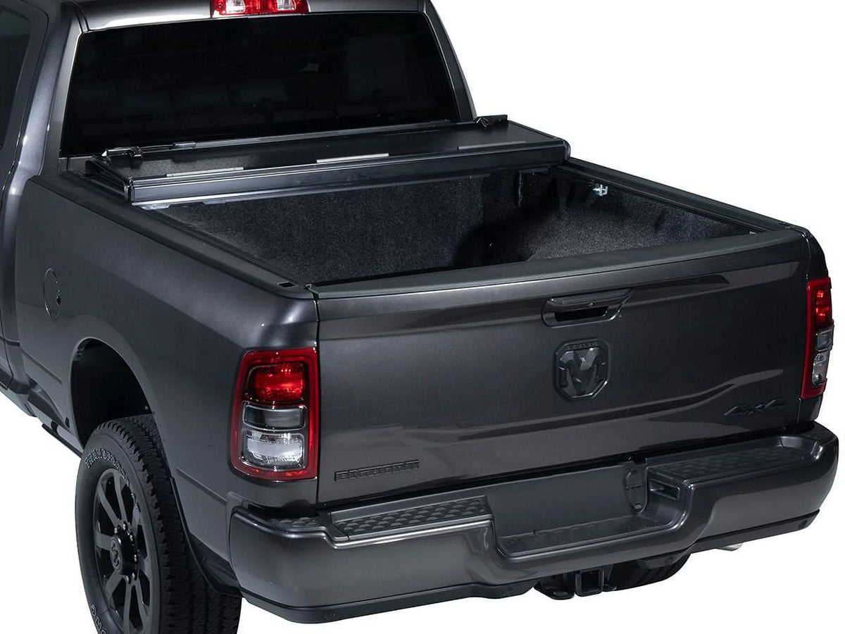 Hard Folding Truck Bed Tonneau Cover O974652