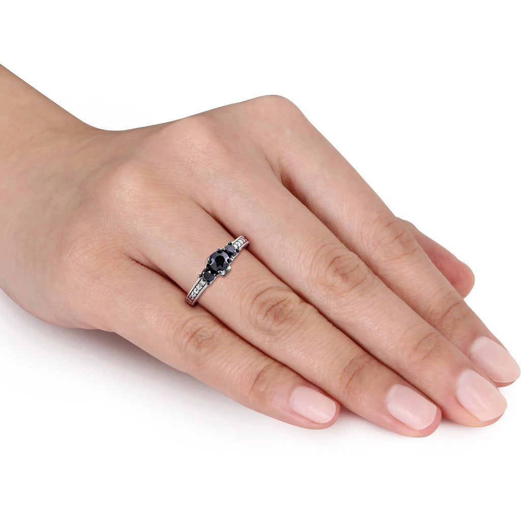 10kt White Gold Three Stone Engagement Ring D597