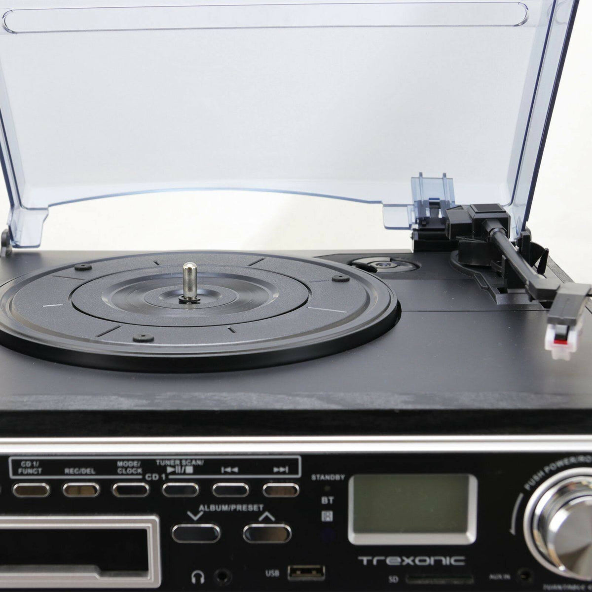 3-Speed Turntable with CD Player, Cassette Player, FM Radio W9837