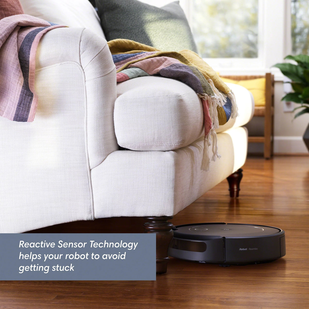 Wi-Fi Connected Self-Emptying Robot Vacuum K903