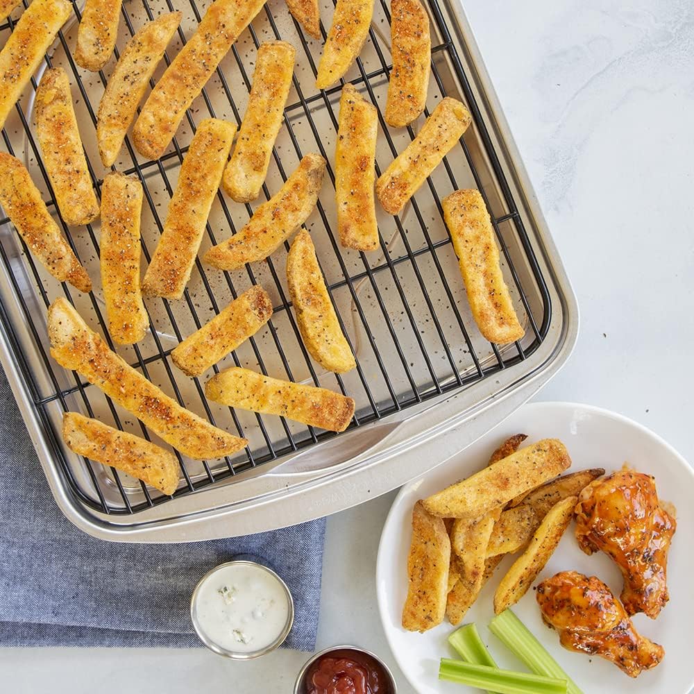 Oven Crisp Baking Tray, 17.10 x 12.40 x 1.40 inches, Natural N49833
