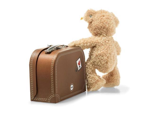 Fynn in Suitcase S233