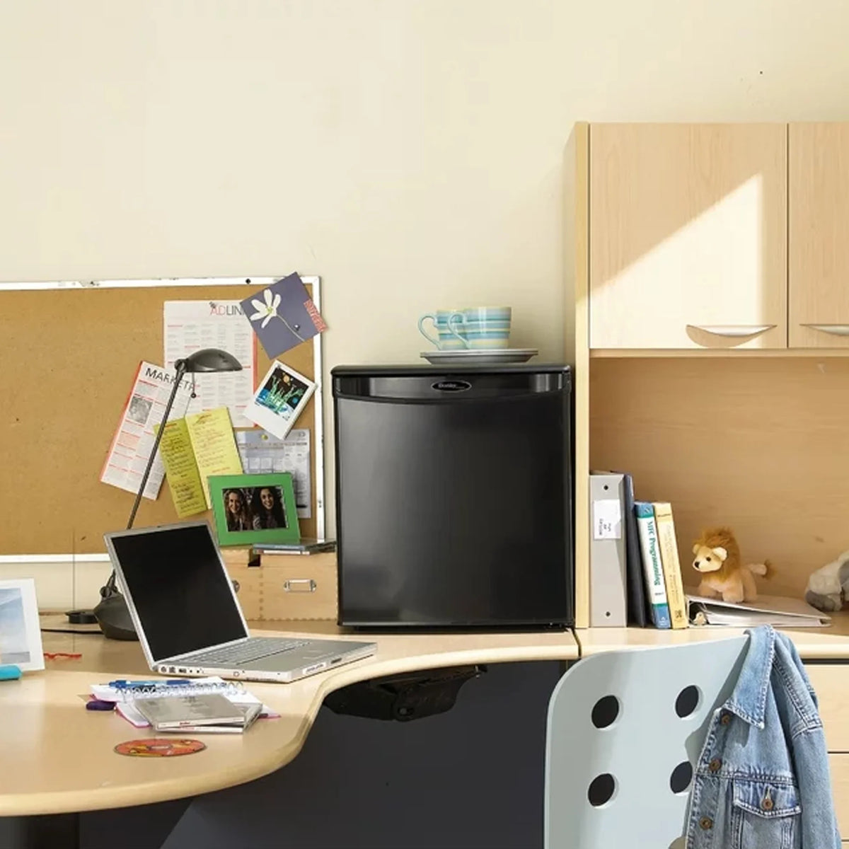 Compact Refrigerator Mini Fridge M33696