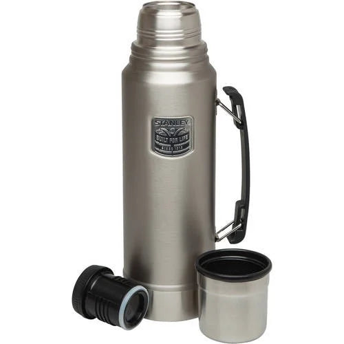 1.1qt Vacuum Bottles N830